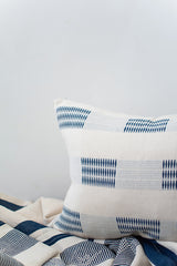 VEKU’S CUSHION 2