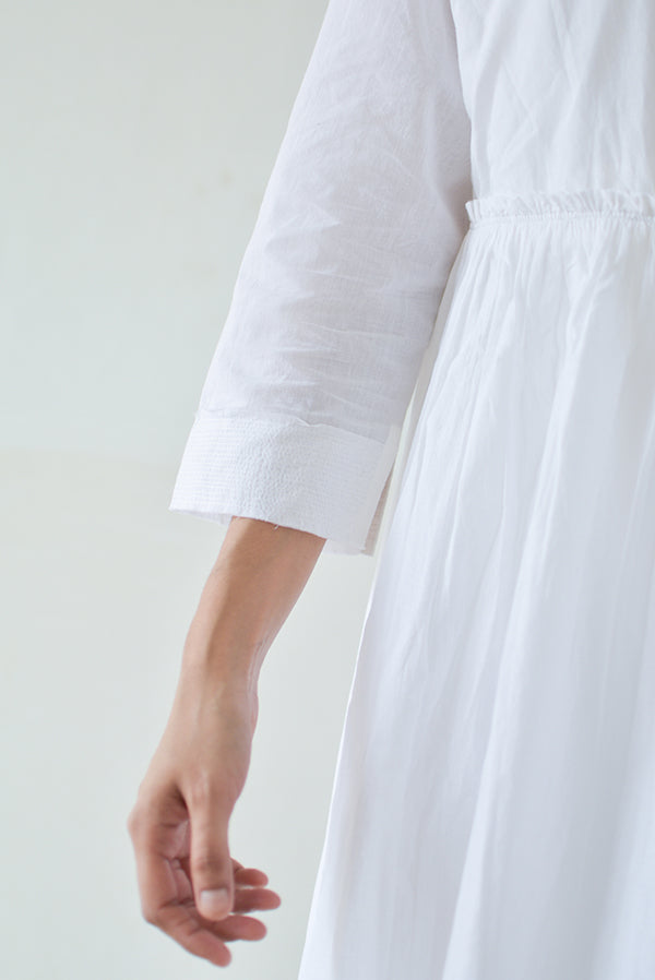 Angrakha Cloud white