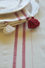 MARGIN NAPKIN RED